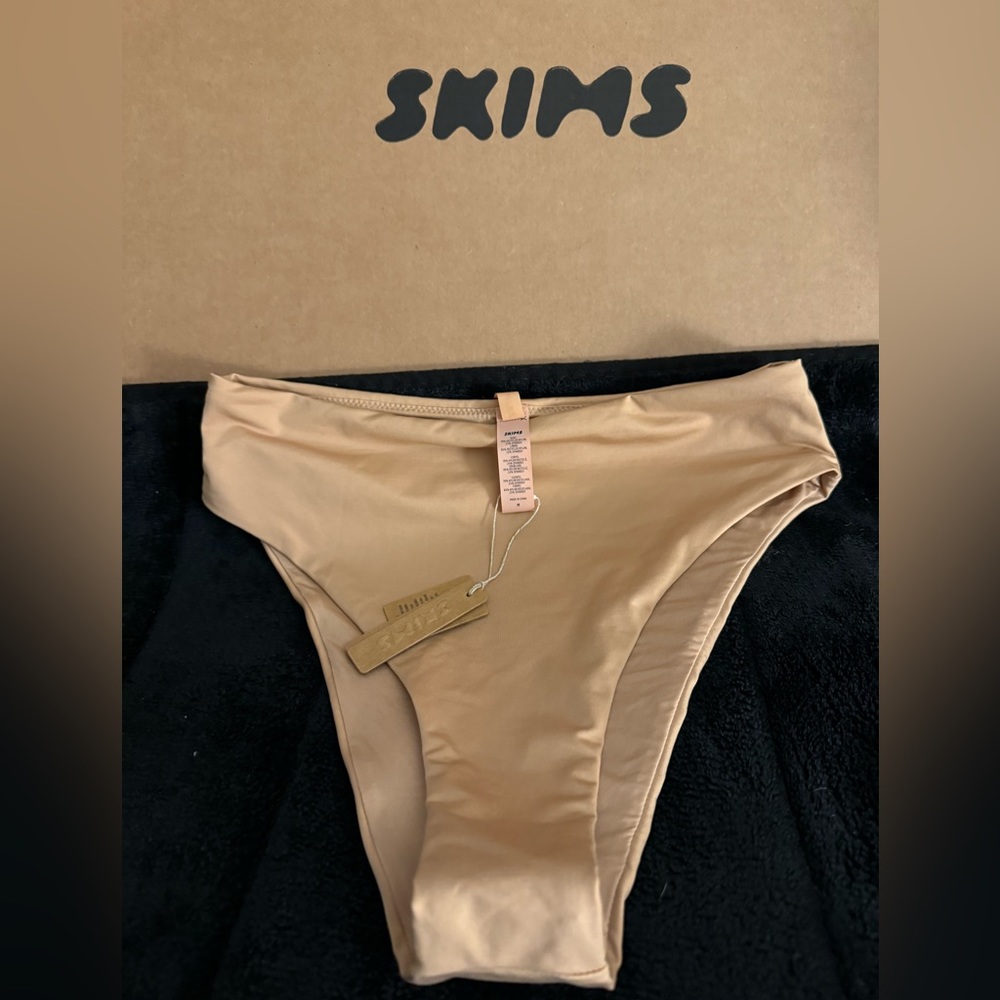 SKIMS SWIM - NEW WITH TAGS